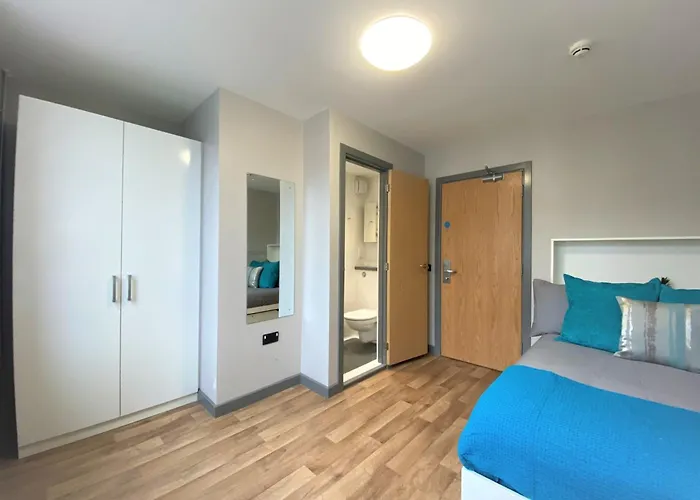 For Students Only Premium Studios And Private Ensuite Rooms At John Bell House In Belfast